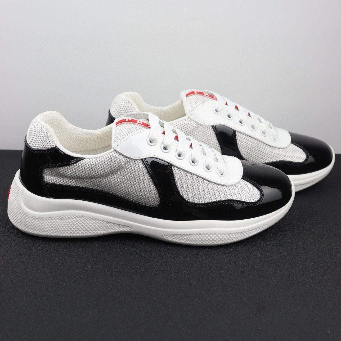 IMG_2264.jpg Trendy and fashionable sports shoes