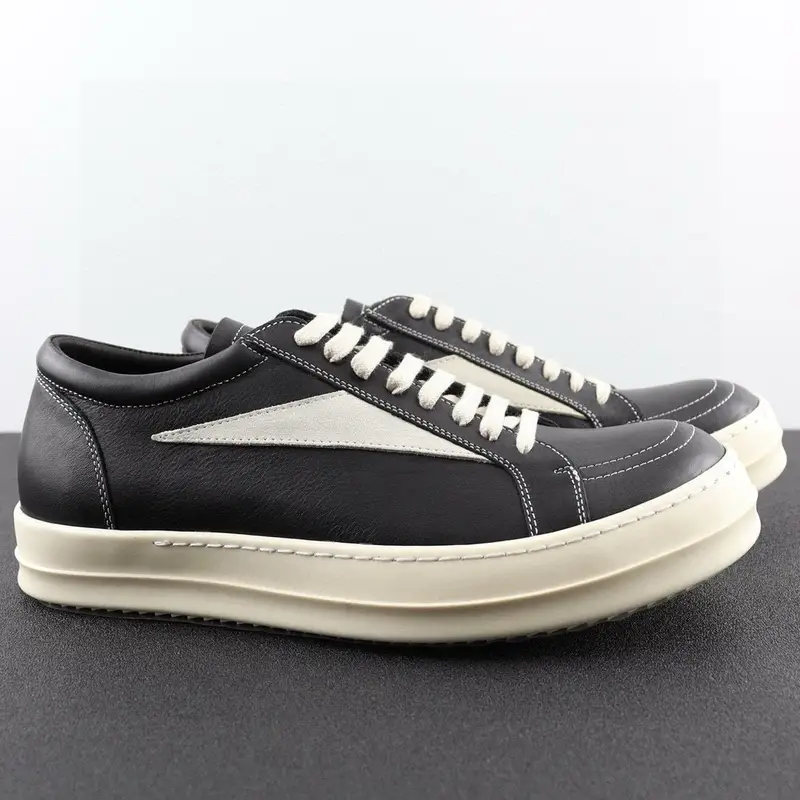 IMG_2325.jpg Trendy and fashionable sports shoes