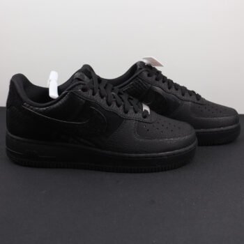 Black crackle low-top sneakers| Stylish Streetwear Shoes for Men and Women