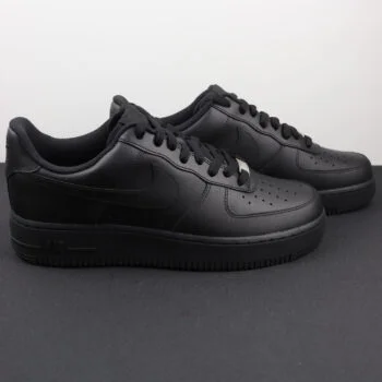 All-Black Low-Top Sneakers – Unisex Classic Streetwear Leather Shoes
