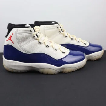 Blue and White High-Top Retro Basketball Shoes – Classic Patent Leather Sneakers for Men & Women